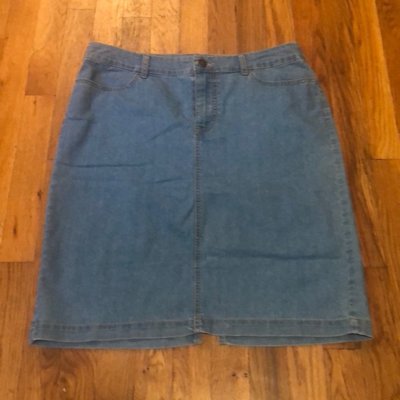 Kim Rogers Dresses & Skirts - JEAN SKIRT